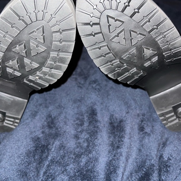 Michael Michael Kors Brea Bootie - Picture 3 of 4